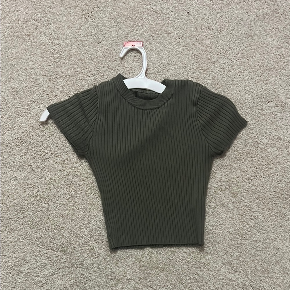Ribbed Olive Green Short Sleeve Top